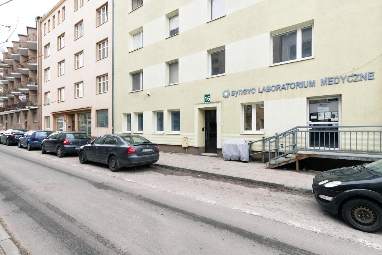 Gdynia Centrum Wyjatkowy Apartament Przy Promenadzie Z Balkonem By Noclegi Renters Exterior photo